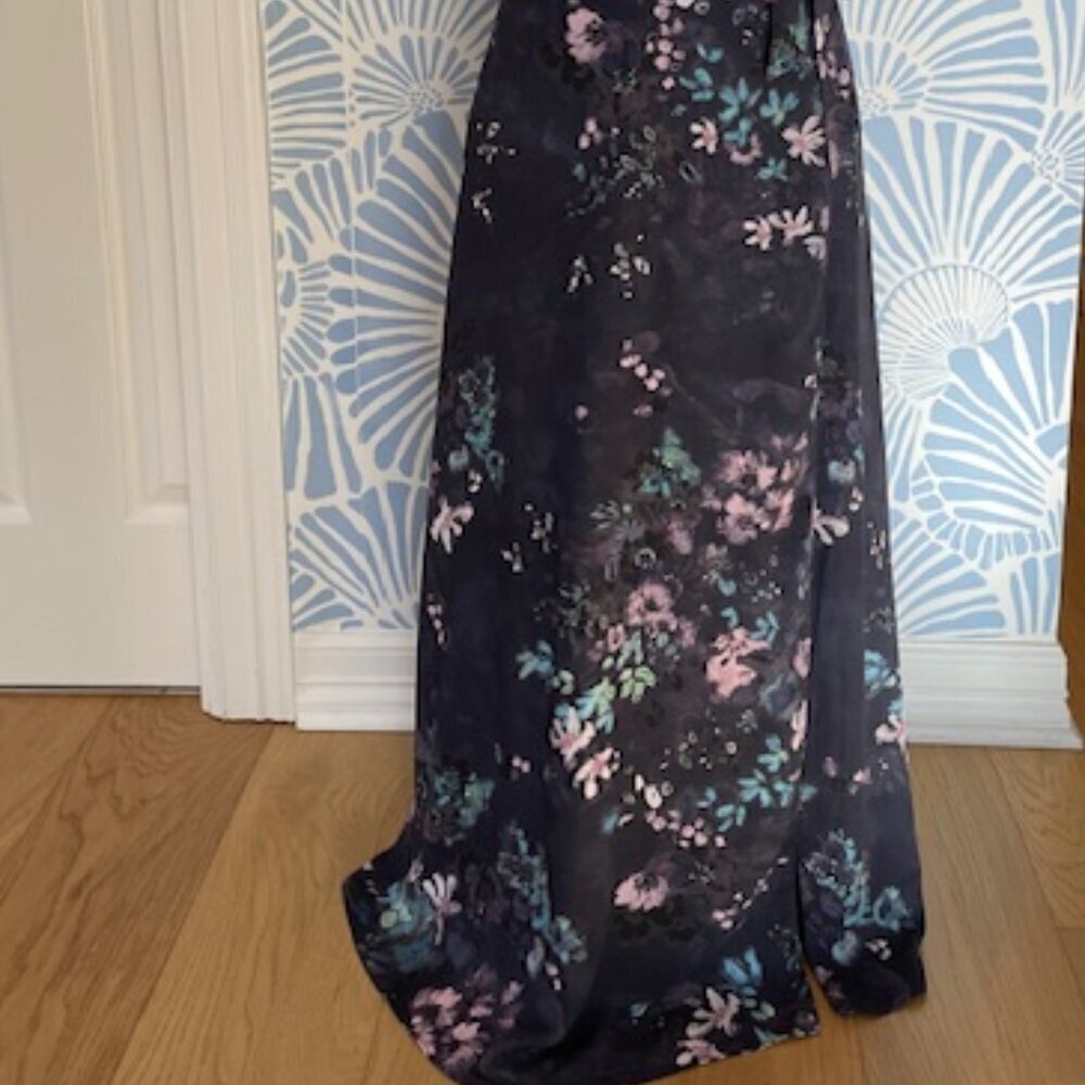 Aritzia Babaton Wrap Floral Maxi Dress Size XS - Picture 11 of 11